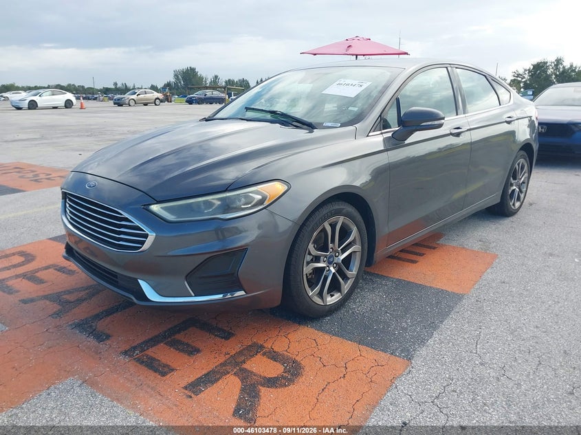 2020 FORD FUSION auction photo 2