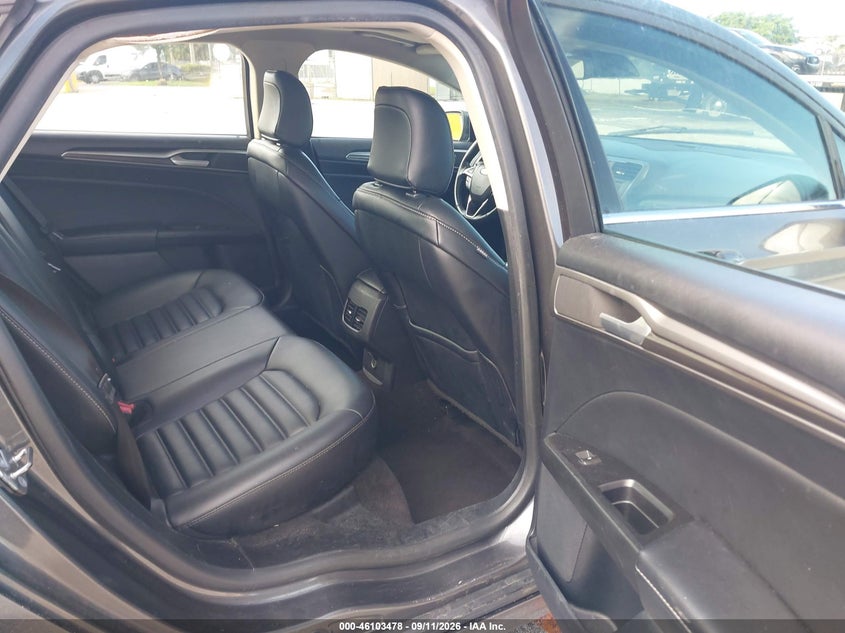 2020 FORD FUSION auction photo 8