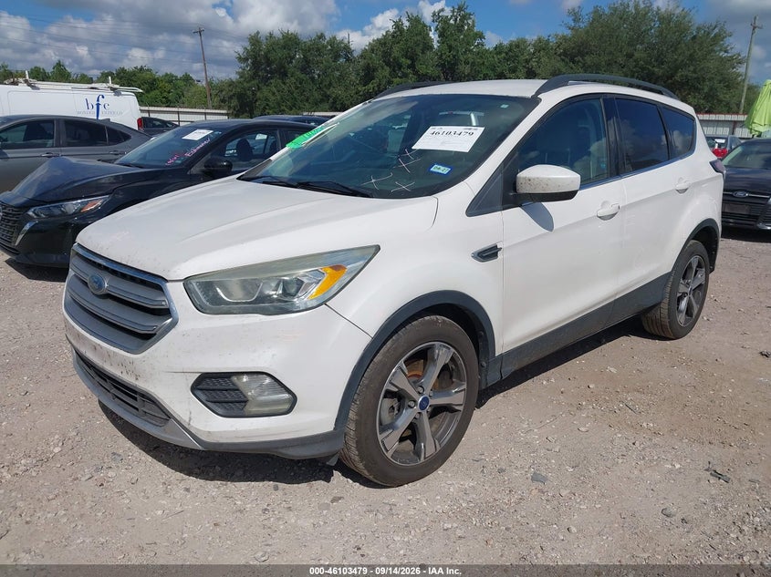 Vin: 1fmcu0g9xhuc19618, lot: 46603137, ford escape se 20172
