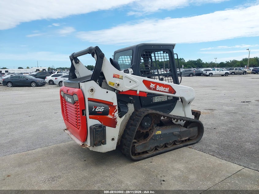 2022 BOBCAT T66 COMPACT TRACK LOADER auction photo 4
