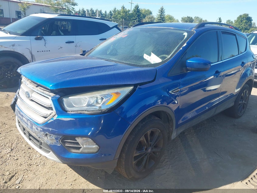 Vin: 1fmcu0gd6hud52333, lot: 46603191, ford escape se 20172