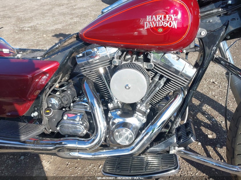 HARLEY-DAVIDSON FLHTCI 2000