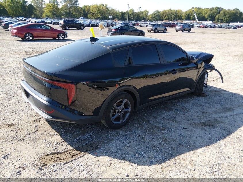 Vin: 3kpft4de9se047469, lot: 46603381, kia k4 lxs 20254