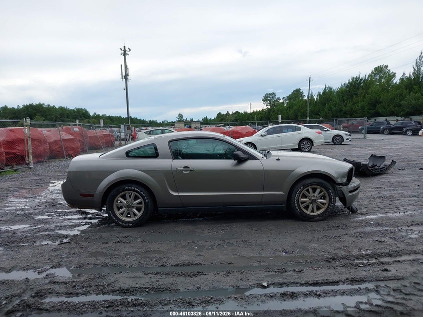 FORD MUSTANG 2008 VIN 1ZVHT80N085115228