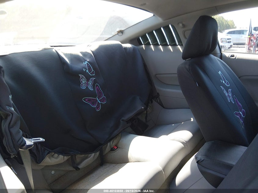 2007 FORD MUSTANG auction photo 8