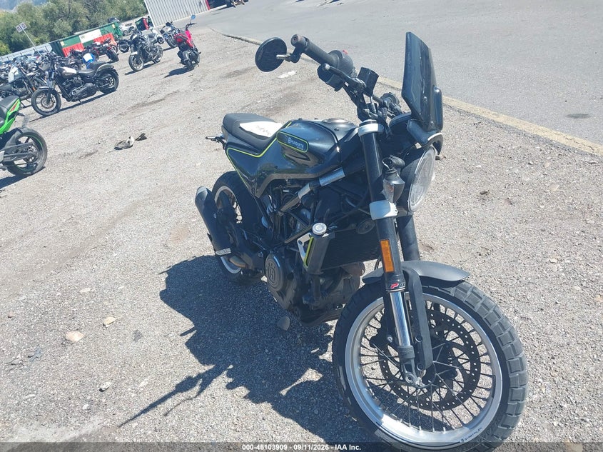 2019 Husqvarna Svartpilen 401