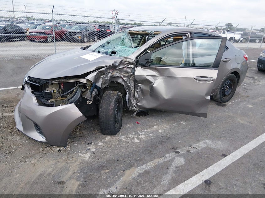 Vin: 5yfburhe1fp327135, lot: 46603599, toyota corolla le 20152