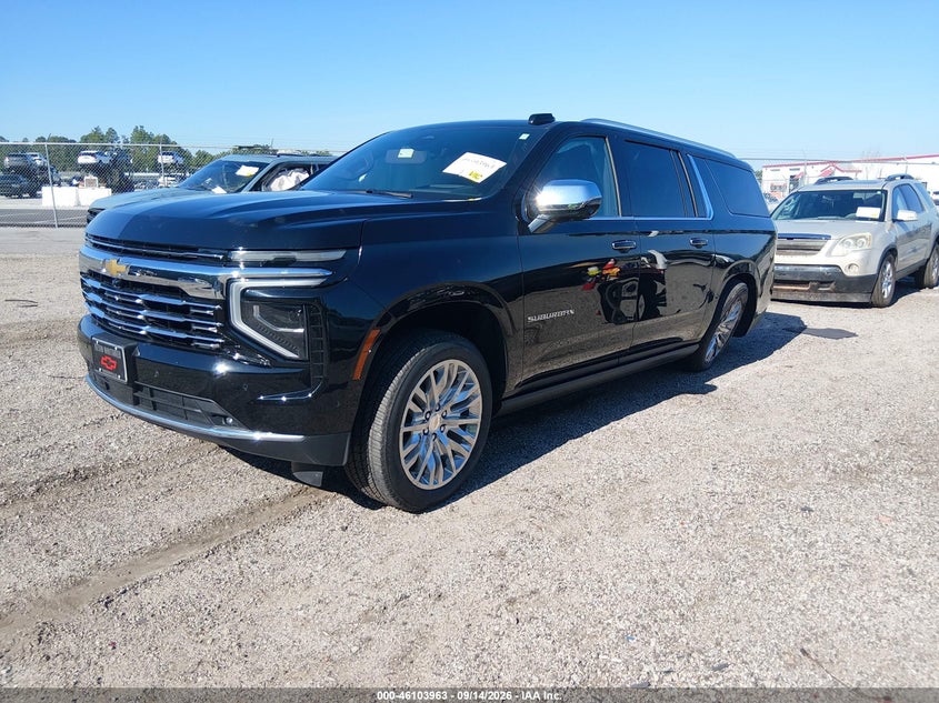 CHEVROLET SUBURBAN - zdjęcie 2