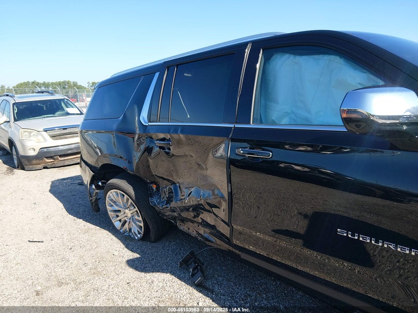 CHEVROLET SUBURBAN - zdjęcie 6