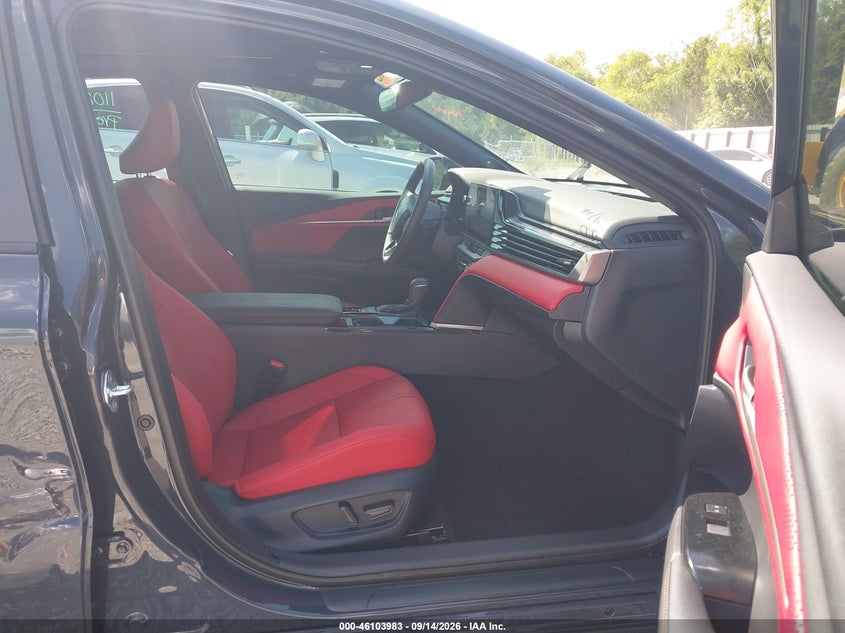 TOYOTA CAMRY - zdjęcie 5
