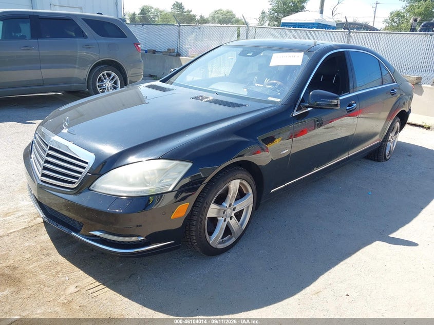 Vin: wddng9eb5ca471744, lot: 46603672, mercedes-benz s 550 4matic 20122