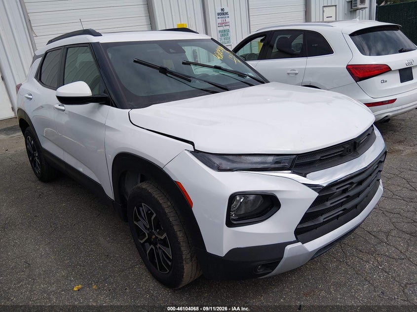 2023 CHEVROLET TRAILBLAZER auction photo 1