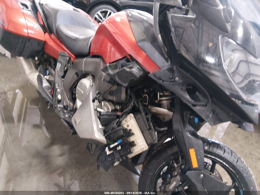 BMW K1600 2015