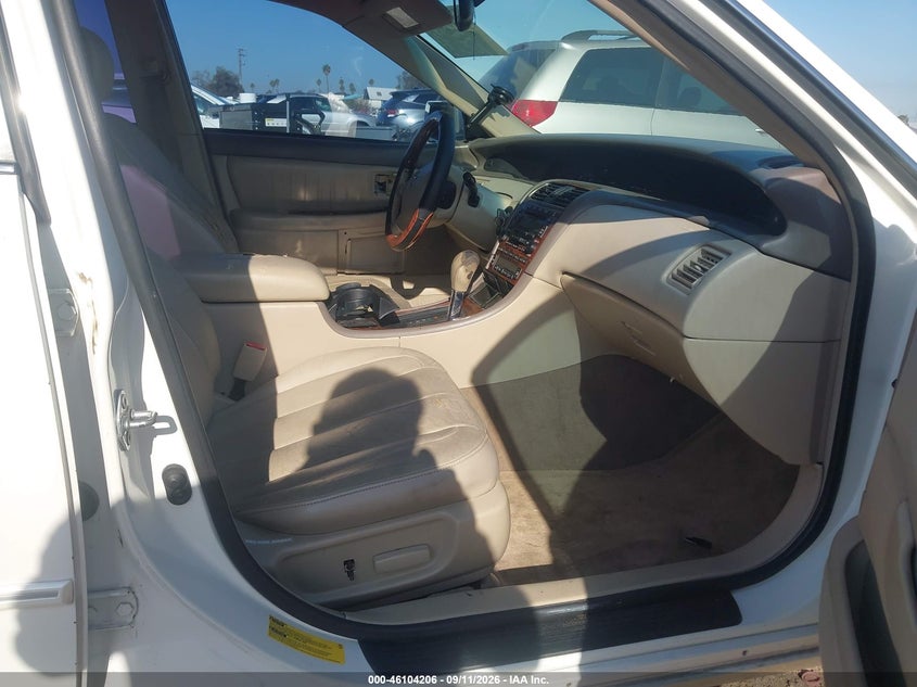 2004 TOYOTA AVALON auction photo 5