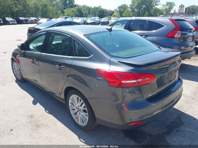 Vin: 1fadp3j28fl323935, lot: 46603884, ford focus titanium 20153