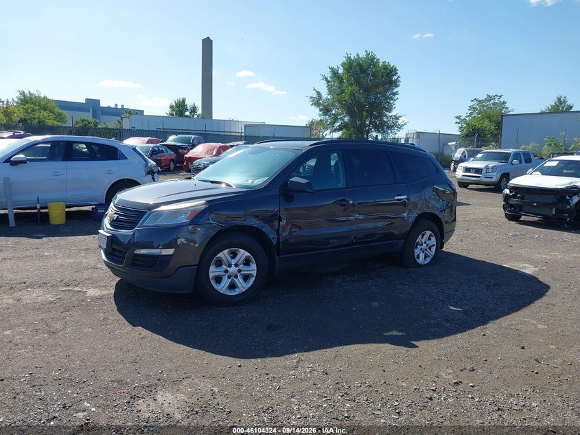 2016 Chevrolet Traverse, Left Side, IAAI, VIN 1GNKVFED2GJ335460 — photo 2