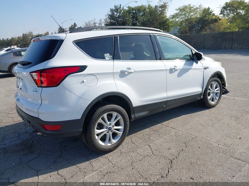 Vin: 1fmcu9hd7kua65710, lot: 46604136, ford escape sel 20194