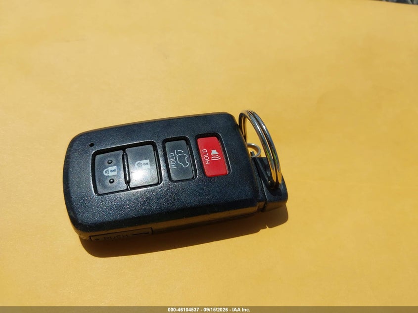 TOYOTA RAV4 HYBRID - zdjęcie 11