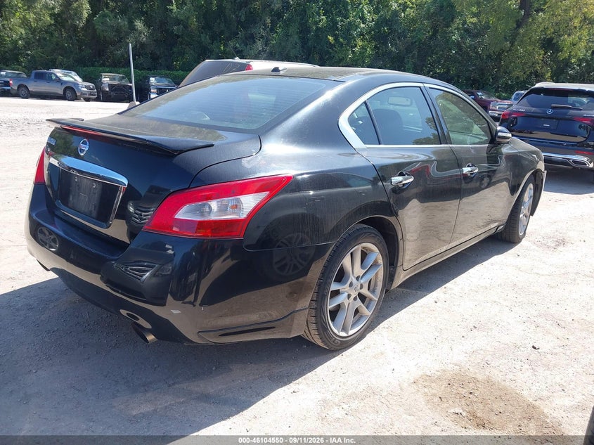 2010 NISSAN MAXIMA auction photo 4