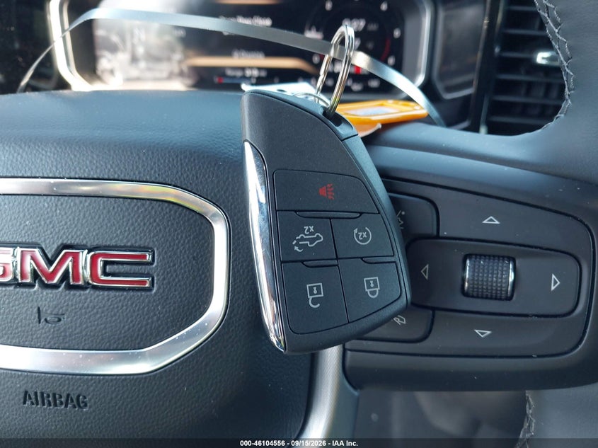 GMC SIERRA 1500 - zdjęcie 11
