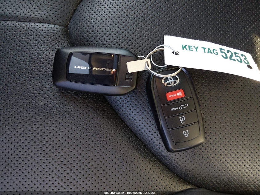 TOYOTA HIGHLANDER HYBRID 2025 VIN 5TDEBRCH6SS669153
