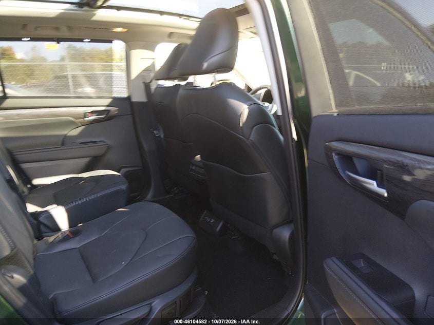 TOYOTA HIGHLANDER HYBRID 2025 VIN 5TDEBRCH6SS669153