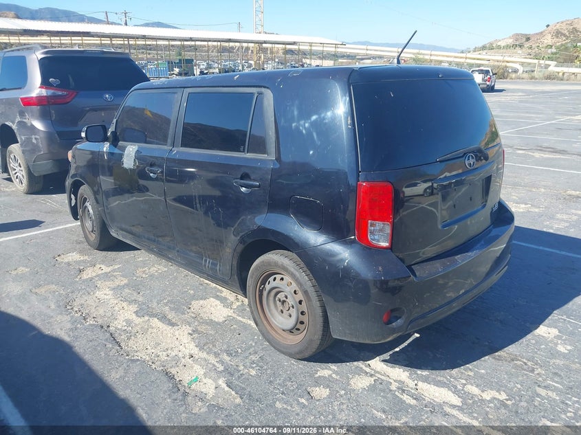 2013 SCION XB auction photo 3