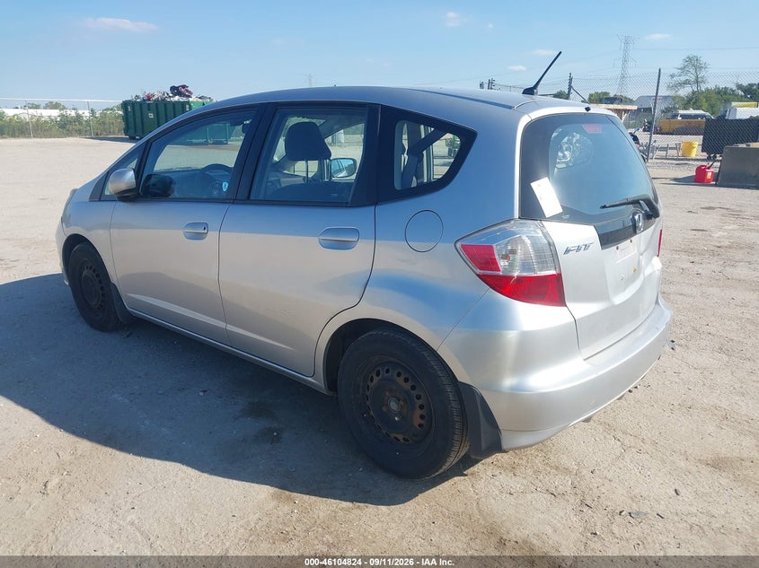 Vin: jhmge8h36dc052801, lot: 46604482, honda fit 20133