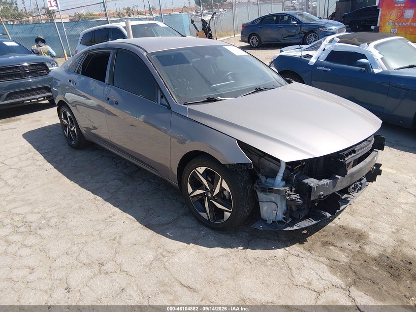 2023 Hyundai Elantra Sel, Front & Rear, IAAI, VIN KMHLS4AG0PU522670
