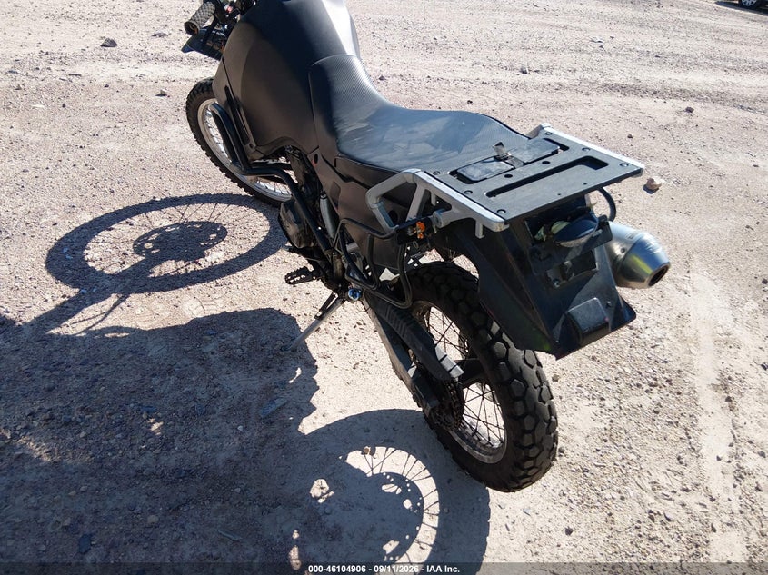 2005 KAWASAKI KL650 auction photo 3