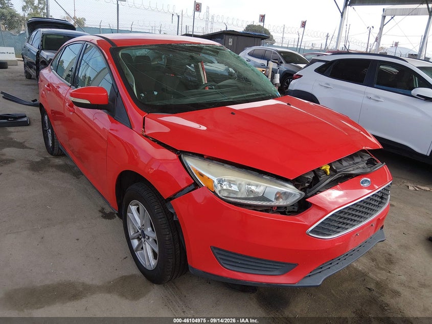 Vin: 1fadp3f23hl304396, lot: 46604633, ford focus se 2017 img_1