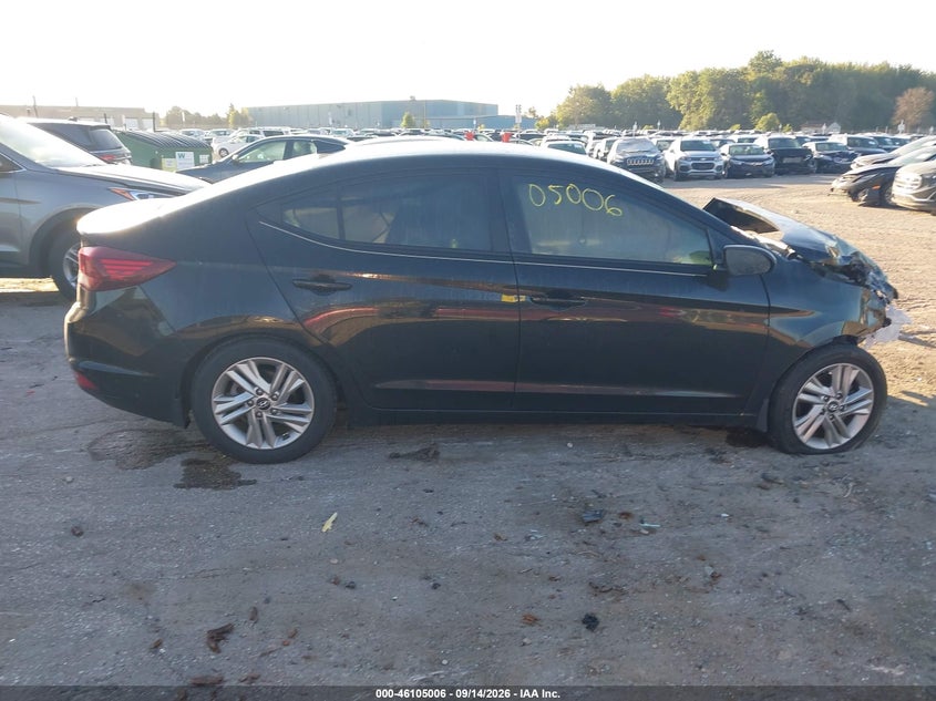 2019 HYUNDAI ELANTRA SEL · Фото 14