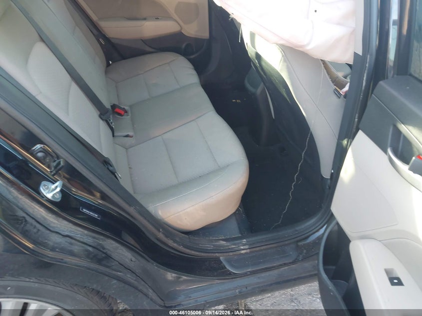 2019 HYUNDAI ELANTRA SEL · Фото 8