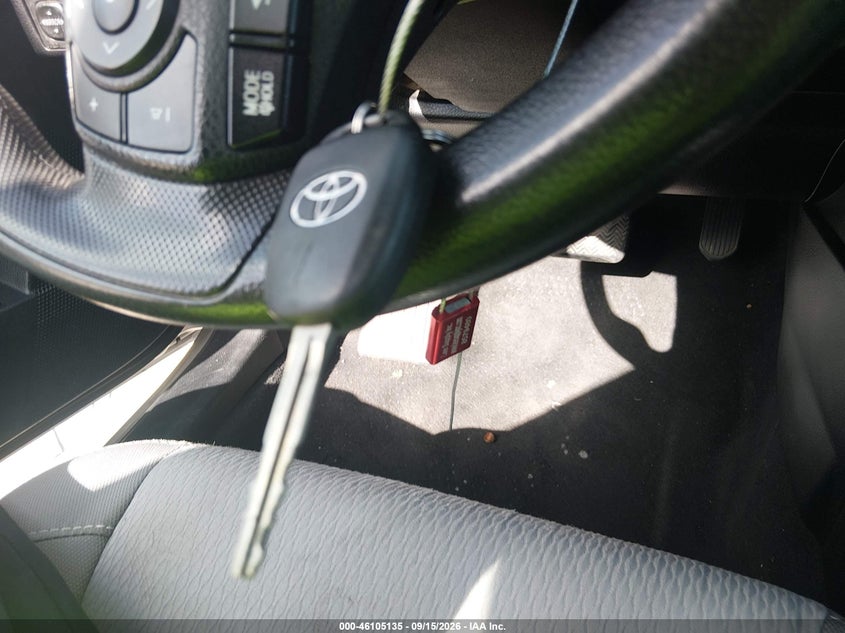 TOYOTA COROLLA - zdjęcie 11