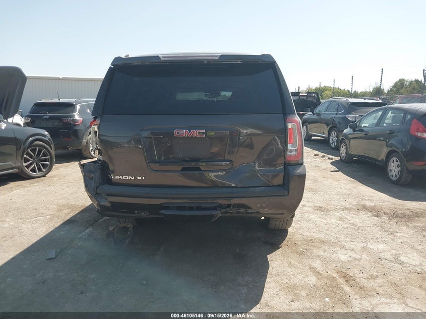 GMC YUKON XL 1500 - zdjęcie 16