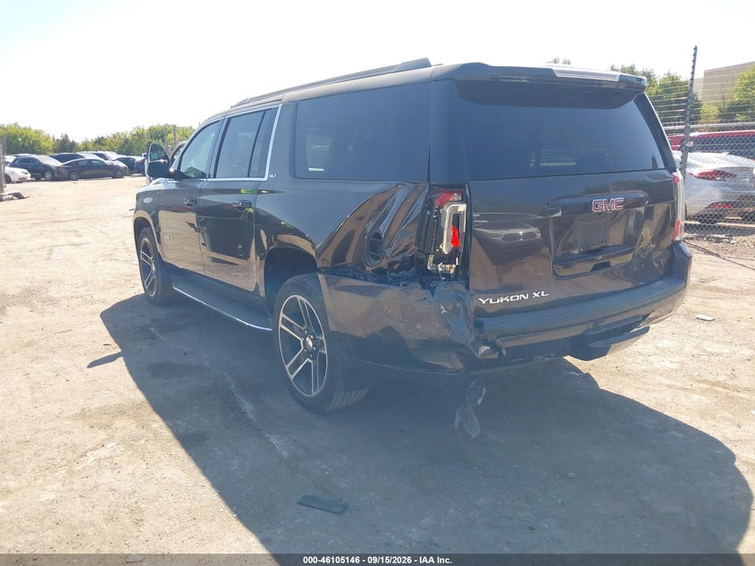 GMC YUKON XL 1500 - zdjęcie 3