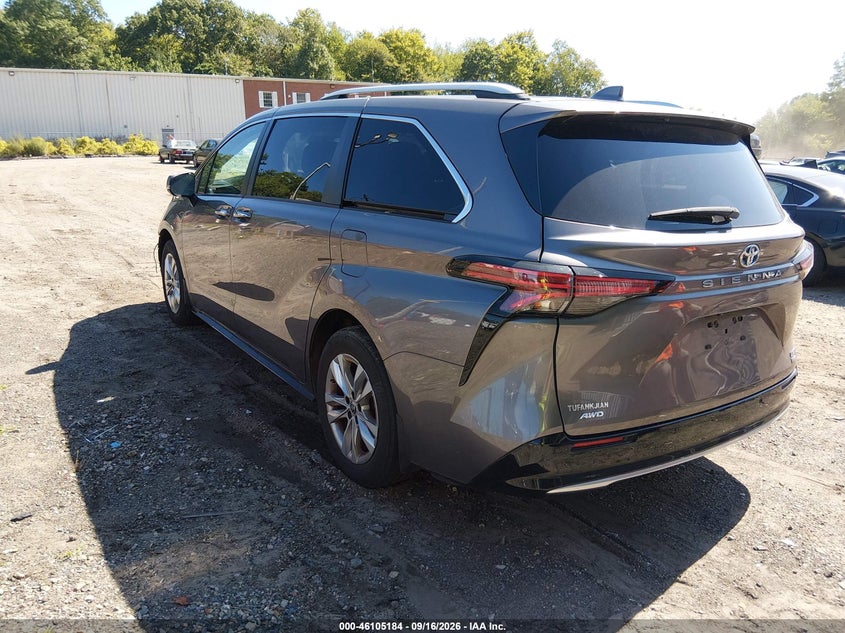 TOYOTA SIENNA - zdjęcie 3