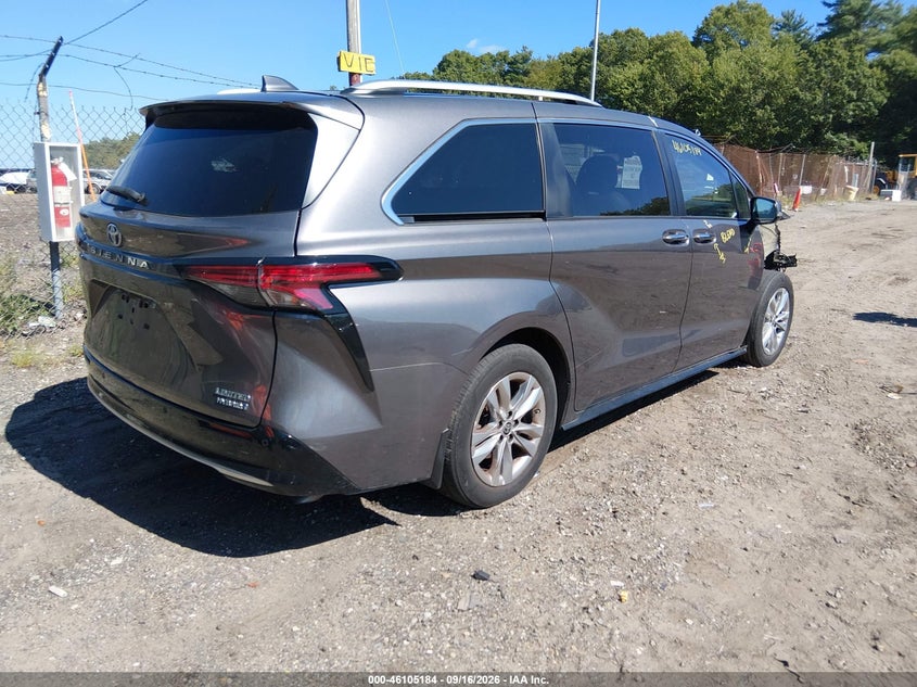 TOYOTA SIENNA - zdjęcie 4