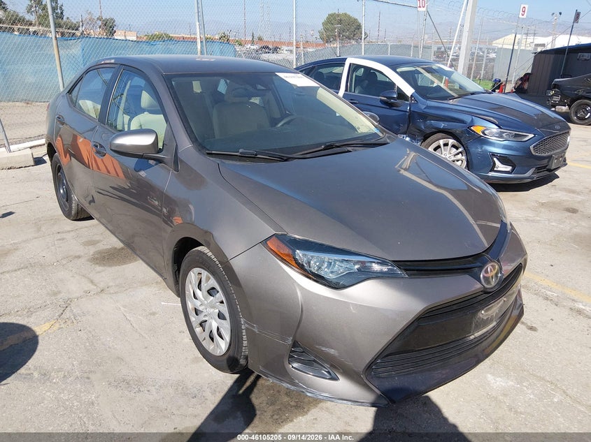 Vin: 2t1burhe9hc792362, lot: 46604863, toyota corolla le 2017 img_1