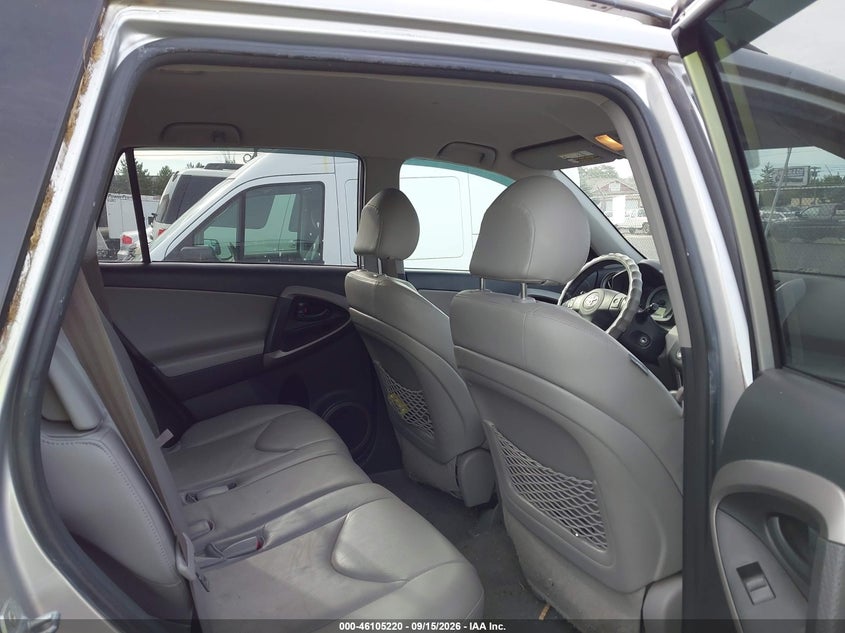2008 TOYOTA RAV4 auction photo 8