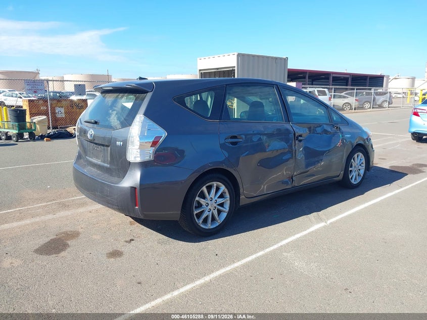 2012 TOYOTA PRIUS V auction photo 4