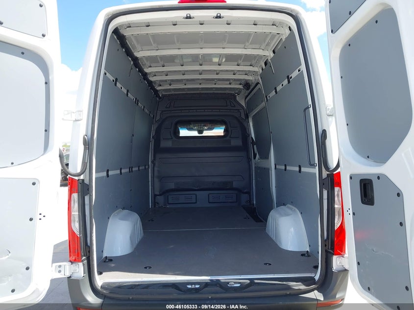 MERCEDES-BENZ SPRINTER 2500 - zdjęcie 18
