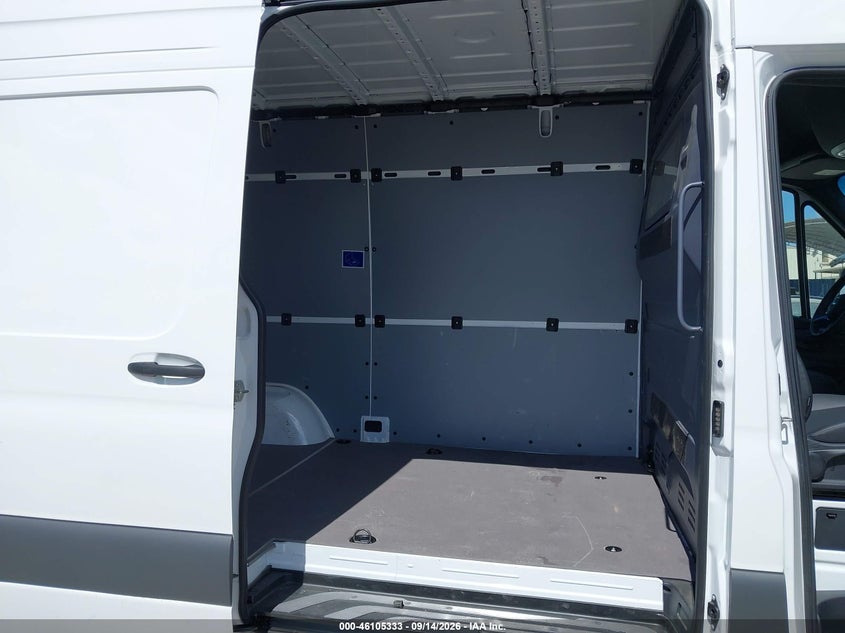MERCEDES-BENZ SPRINTER 2500 - zdjęcie 8