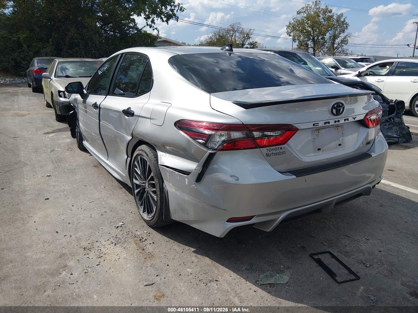 TOYOTA CAMRY - zdjęcie 3