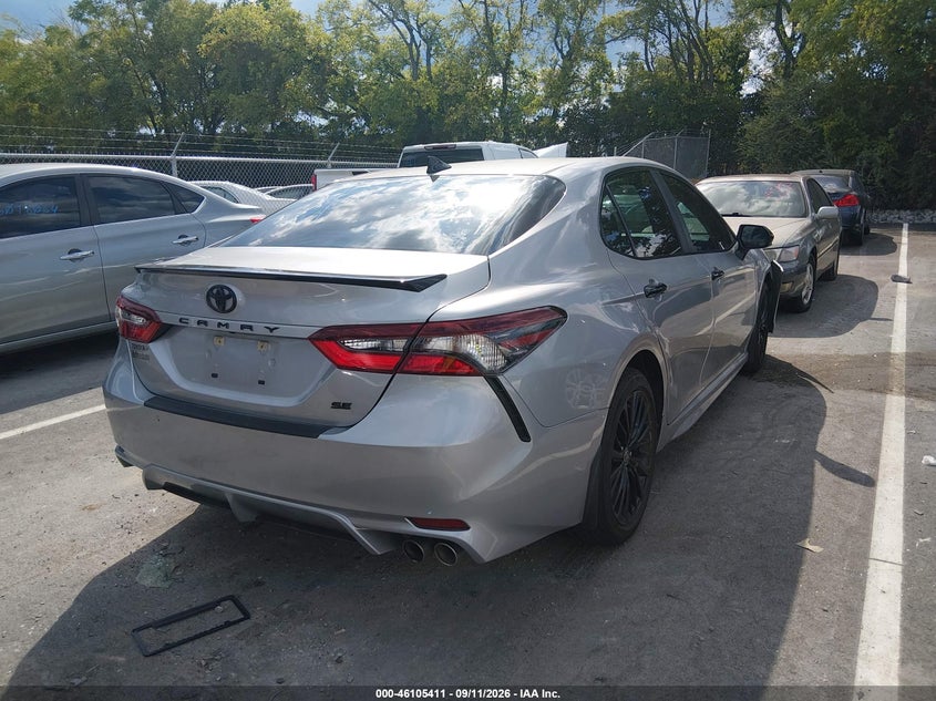 TOYOTA CAMRY - zdjęcie 4