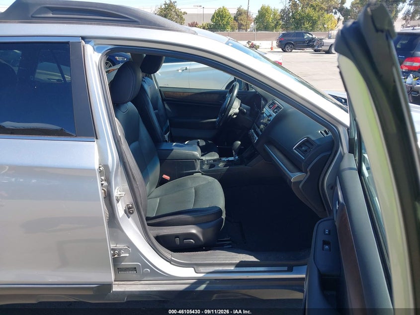 2016 SUBARU OUTBACK auction photo 5
