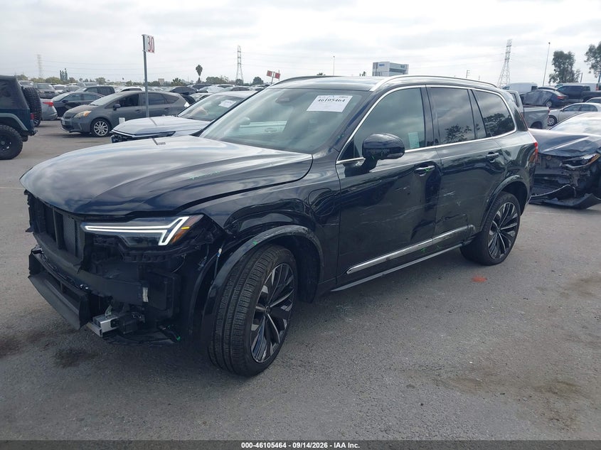 VOLVO XC90 PLUG-IN HYBRID - zdjęcie 2