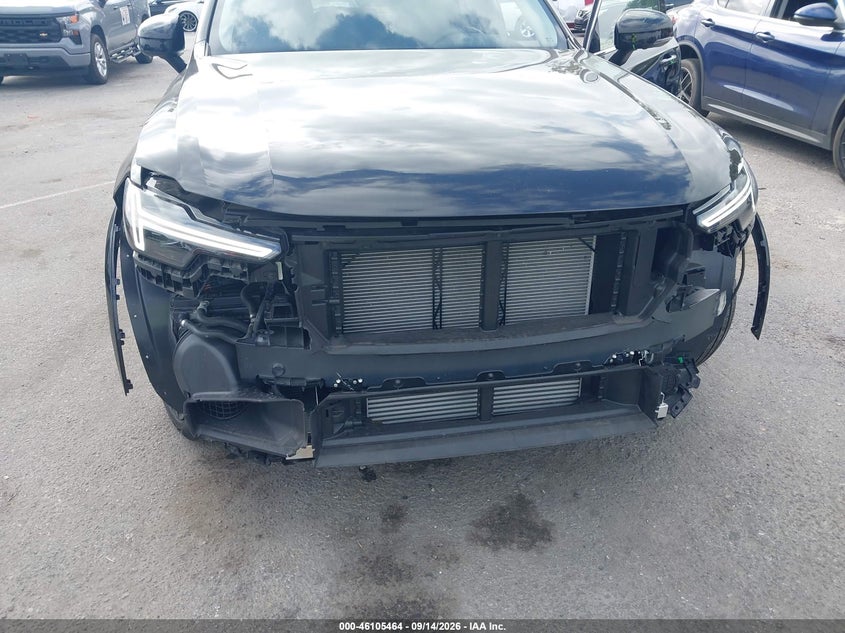 VOLVO XC90 PLUG-IN HYBRID - zdjęcie 6