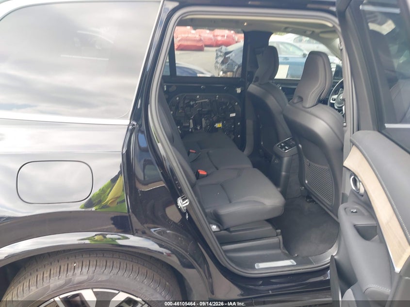 VOLVO XC90 PLUG-IN HYBRID - zdjęcie 8