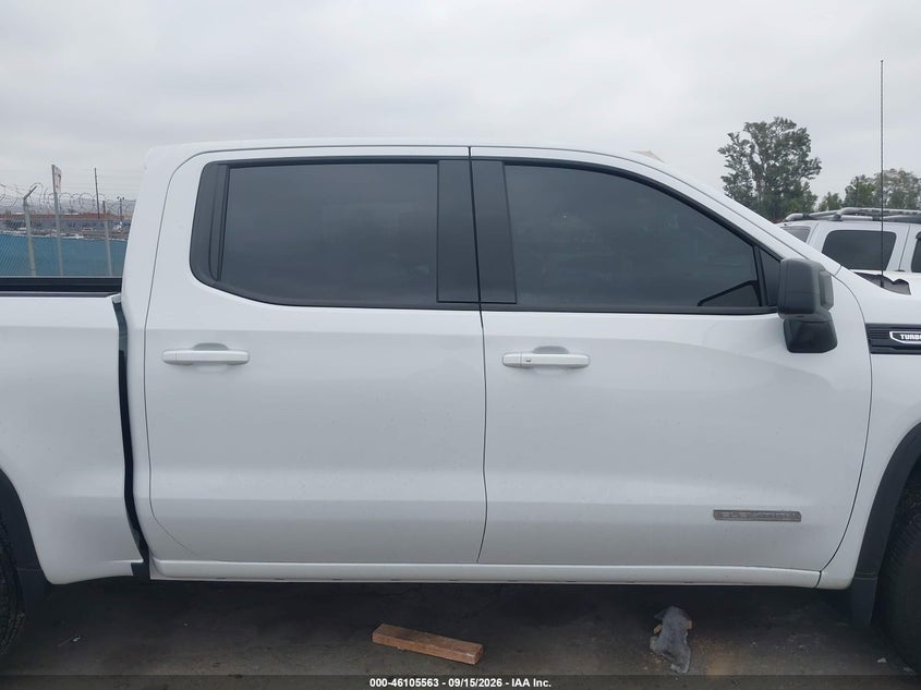 GMC SIERRA 1500 - zdjęcie 13